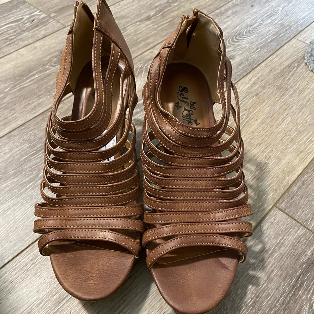 Brown wedges